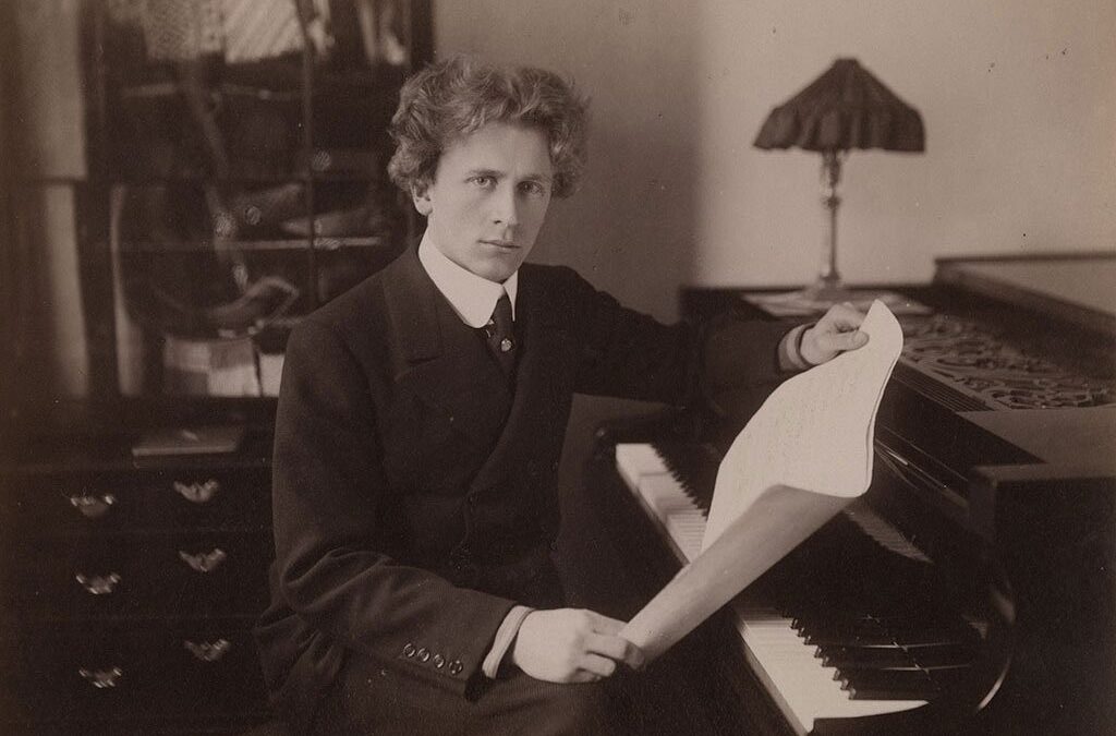 Percy Grainger’s Handel in the Strand: Penelope Thwaites (piano), Richard Hickox conducting City of London Sinfonia [Chandos recording]