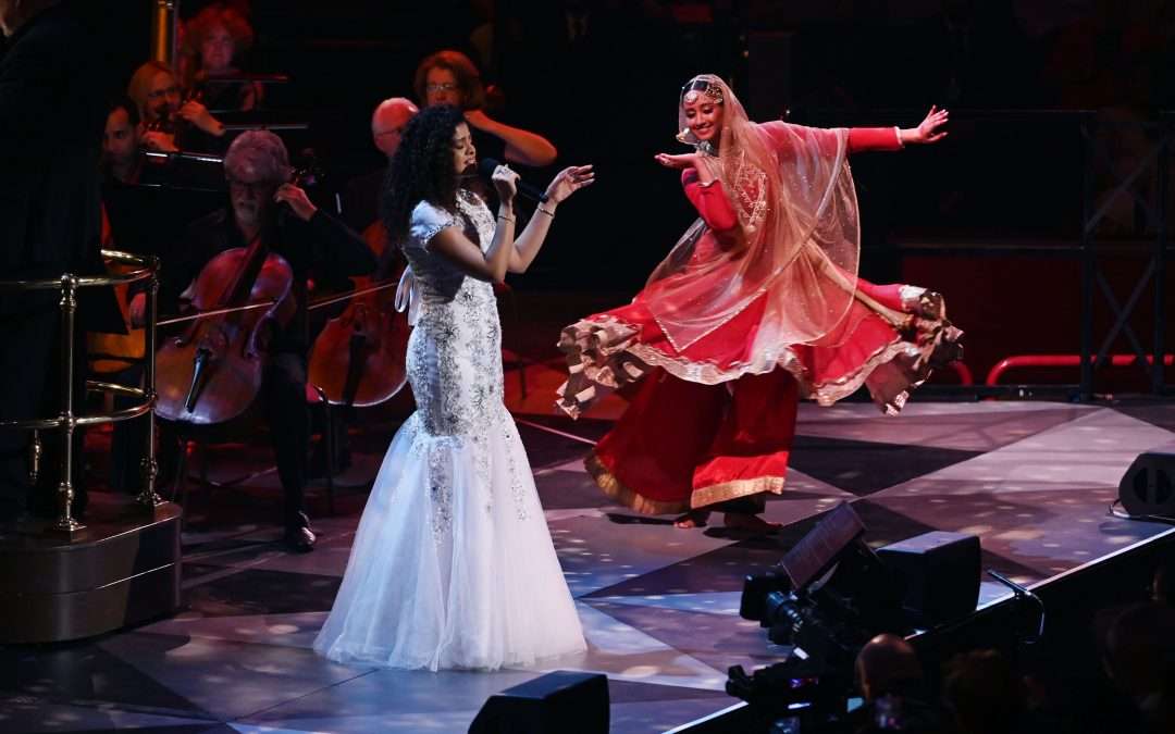 BBC Proms 2023 – Souvenir photo of Prom 18: Lata Mangeshkar: Bollywood Legend/Bollywood at the Proms. Palak & Palash Muchhal w/City of Birmingham SO. Friday July 28 @ Royal Albert Hall.