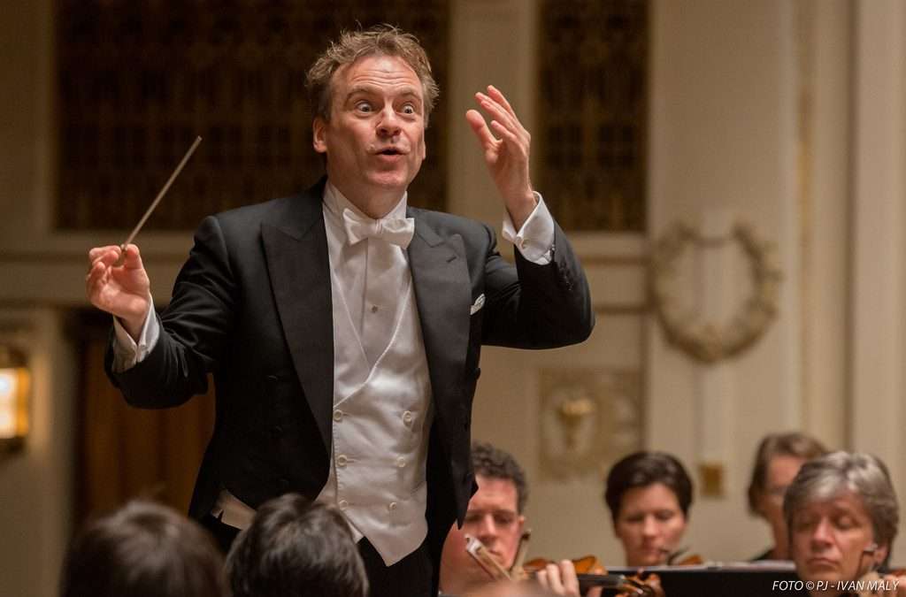 Berliner Philharmoniker – Jonathan Nott conducts Charles Ives’s Fourth Symphony and Missy Mazzoli’s Orpheus Undone, with Pierre-Laurent Aimard as piano soloist in Péter Eötvös’s Cziffra Psodia. Live Digital Concert Hall webcast.