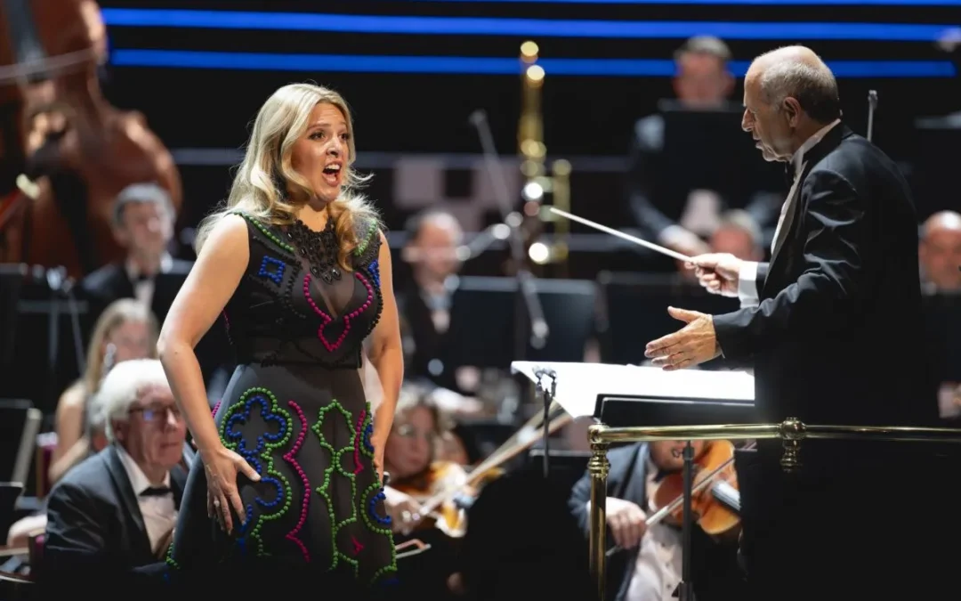 BBC Proms 2025 – Souvenir photo for Budapest Festival Orchestra. Iván Fischer conducts Beethoven’s Seventh Symphony & Bartók’s A kékszakállú herceg vára/Duke Bluebeard’s Castle.