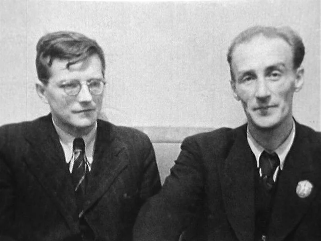BBC Proms 2025 – Shostakovich Symphony Five – Aurora Orchestra/Nicholas Collon: a staged background to the music and a complete performance. Live on BBC Radio 3.
